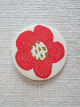 Load image into Gallery viewer, Flower Badge with Greeting Card