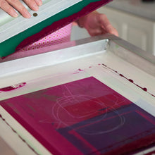 Load image into Gallery viewer, screen printing t-shirt