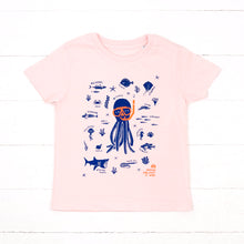Load image into Gallery viewer, British Sea Life Organic T-shirt And Booklet
