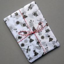 Load image into Gallery viewer, Saturn Planet Hand Screen Printed Notebook